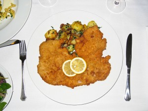 שניצל עם תפו"א שניצל עם תפו"א