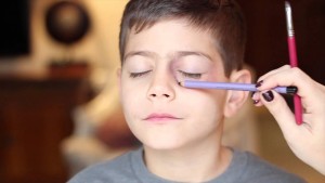 black eye - פנס בעין